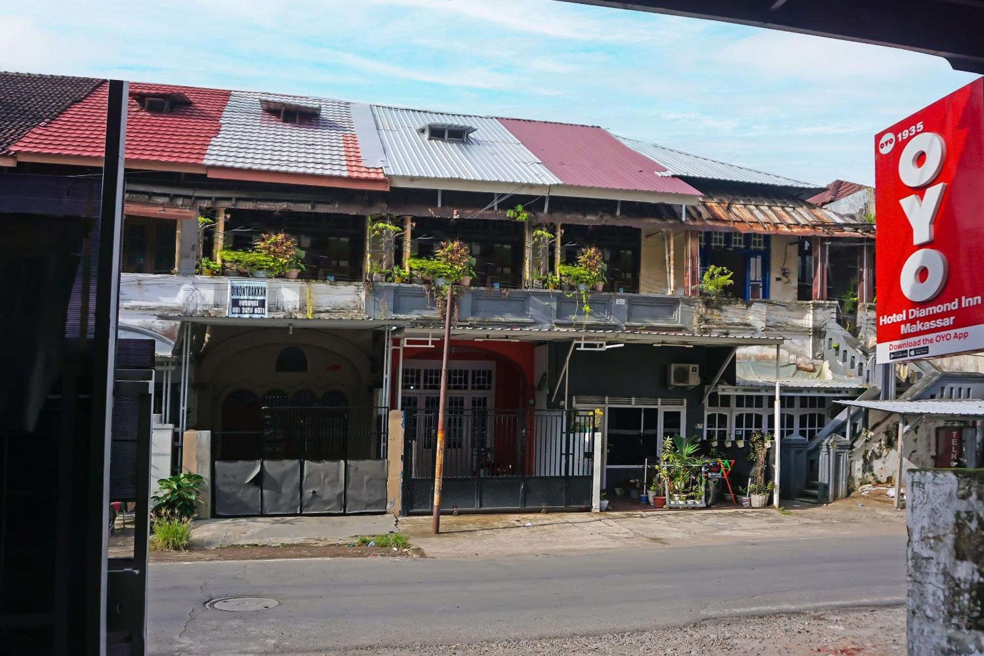 Oyo 1935 Hotel Diamond Inn Makassar Eksteriør billede