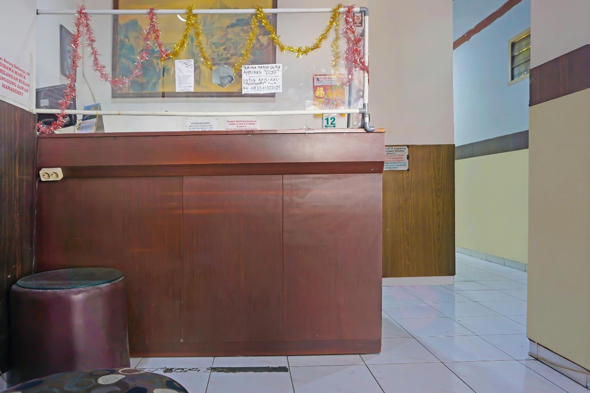 Oyo 1935 Hotel Diamond Inn Makassar Eksteriør billede